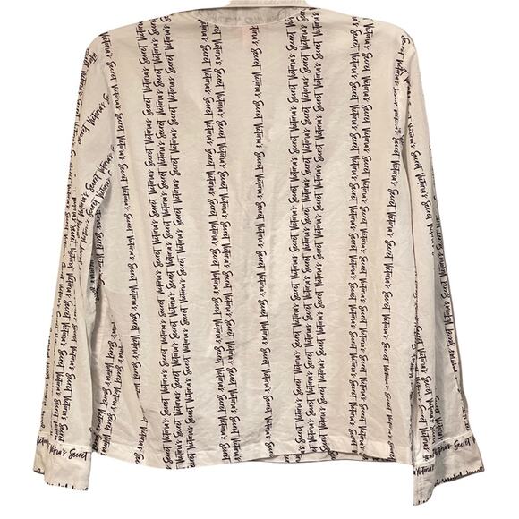 Victoria’s Secret Long Sleeve Night pajama Top with Words M - Picture 2 of 3